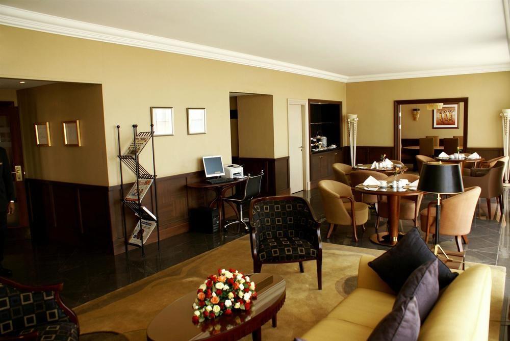 Sheraton Kampala Hotel Dış mekan fotoğraf