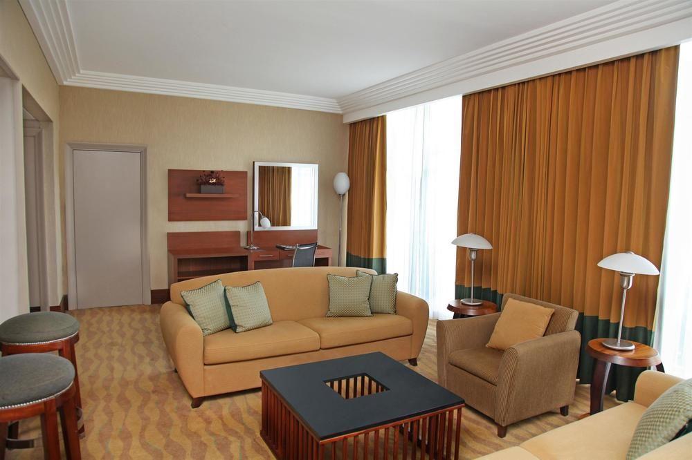 Sheraton Kampala Hotel Dış mekan fotoğraf
