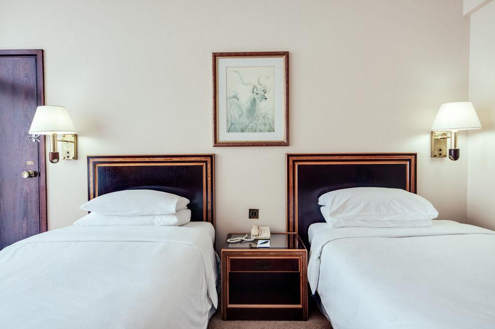 Sheraton Kampala Hotel Dış mekan fotoğraf