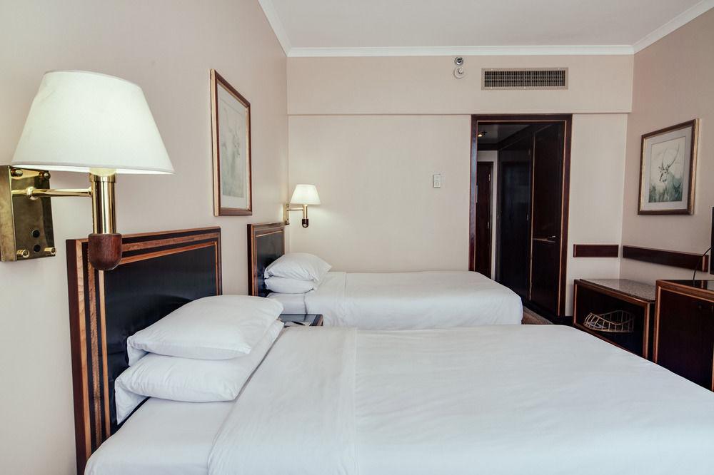 Sheraton Kampala Hotel Dış mekan fotoğraf