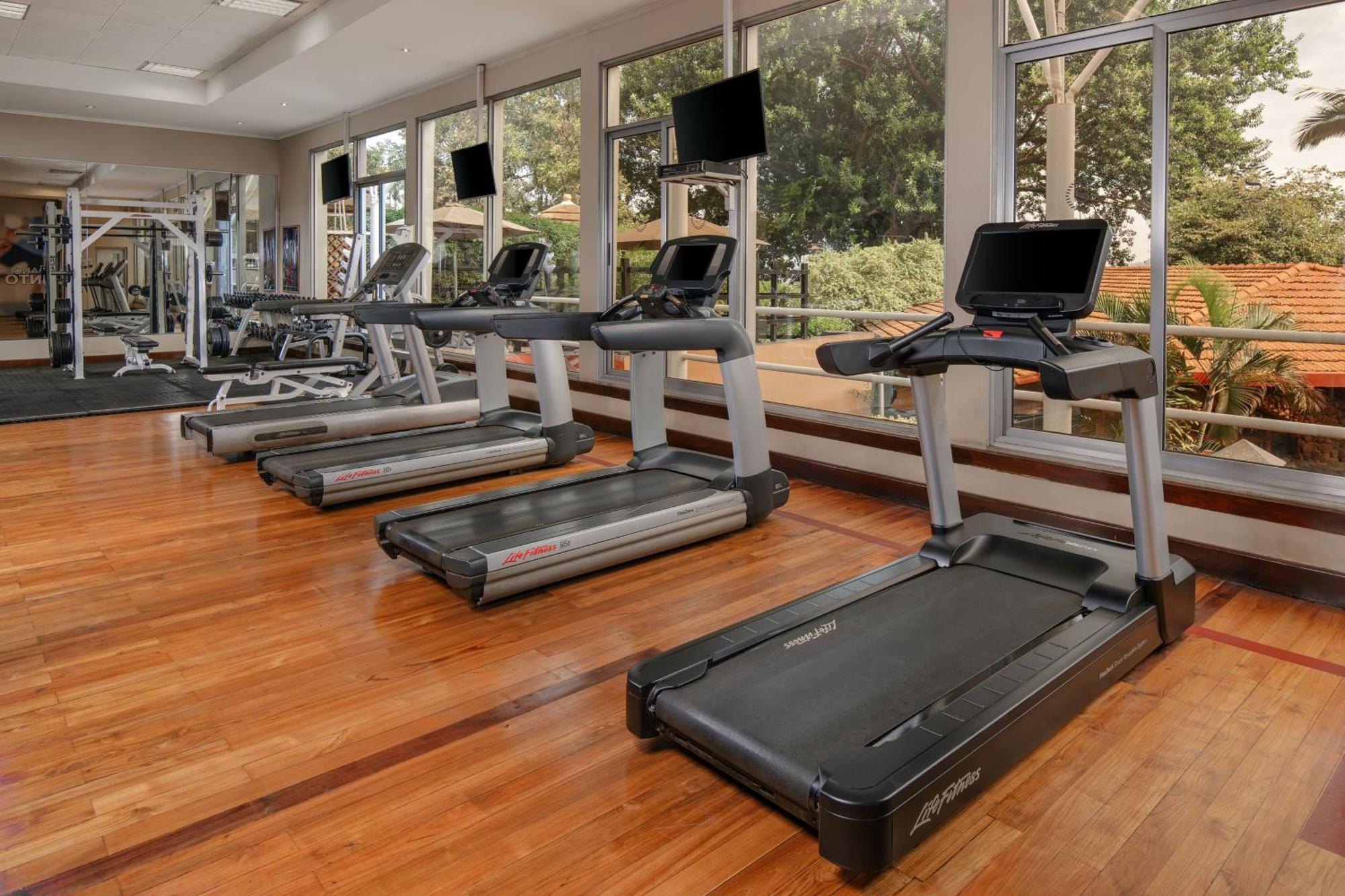 Sheraton Kampala Hotel Dış mekan fotoğraf