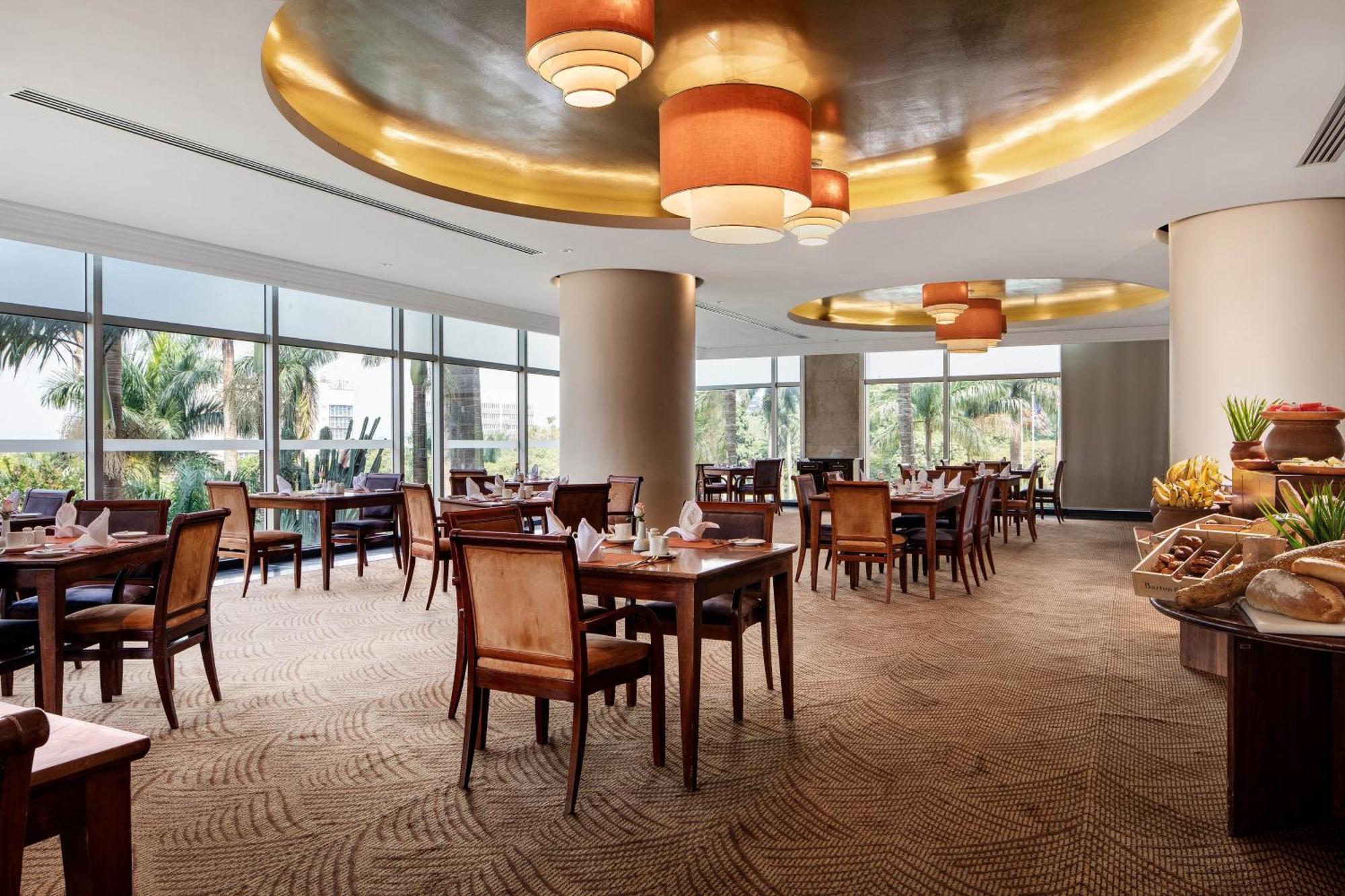 Sheraton Kampala Hotel Dış mekan fotoğraf