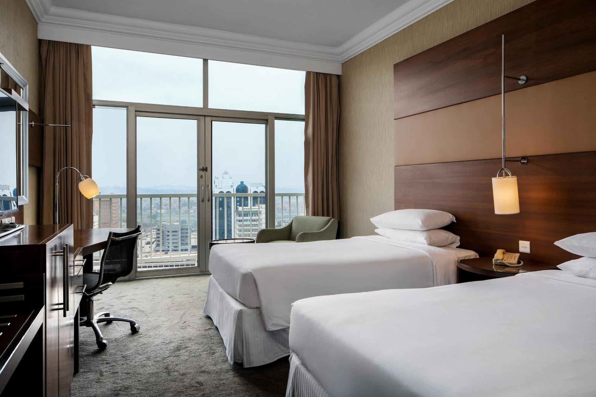 Sheraton Kampala Hotel Dış mekan fotoğraf